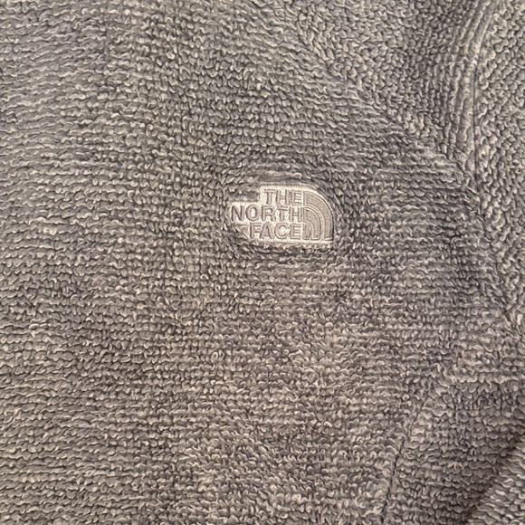 The North Face Charcoal Fleece Jacket - Picture 10 of 10